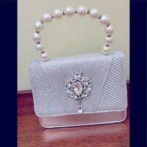 Dress to handbag by city one